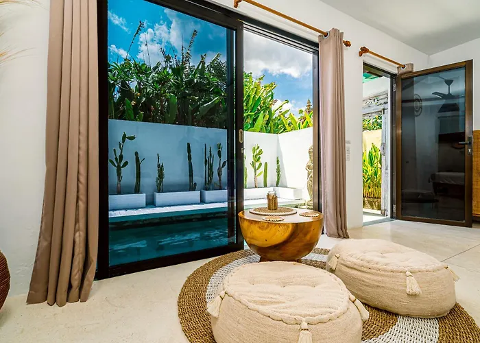 Classy 1br Sunflower With Private Pool In Canggu -bali Appartamento Dalung (Bali)