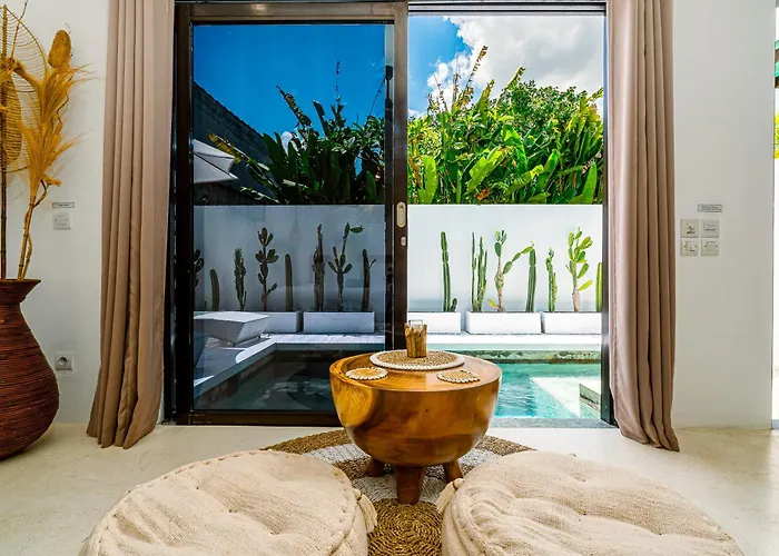 Classy 1br Sunflower With Private Pool In Canggu -bali Appartamento Dalung (Bali)